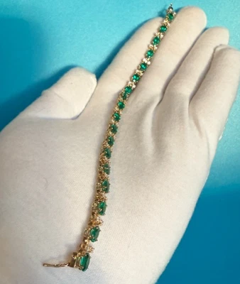 Superb Vintage Rich Green Emerald & Diamond Tennis Bracelet in 14k Yellow Gold - Image 1 of 4