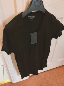 Boohoo Man Slim Fit Ribbed Deep Neck Black T-shirt Mens Size L (New) - Picture 1 of 4