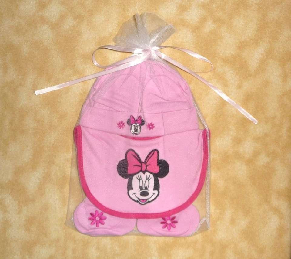 Disney Bebé Minnie Mouse 4 Piezas Regalo Set Sombrero Babero Botines Rosa NUEVO Foto 1 de 1