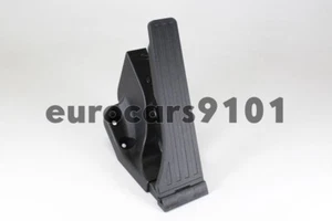 Mercedes E400 OEM Accelerator Pedal Module 6133205 2053000104 - Picture 1 of 1