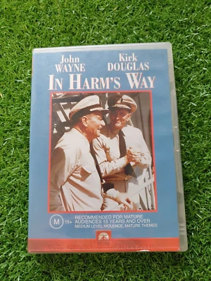In Harm's Way  :- John Wayne/Kirk Douglas  1965  DVD  R4 Disc is Like New - image 1 of 3