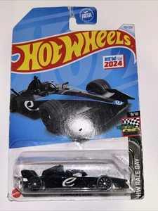 2024 Hot Wheels Formula E Gen 3 schwarz 193/250 Race Day 9/10 beschädigt SIEHE FOTOS - Bild 1 von 8