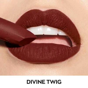 Avon Ultra Matte Lipstick  SPF 15 | 3.6 g |  DIVINE TWIG - Picture 1 of 12