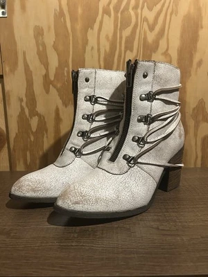 Sbicca Peace Keeper Leather Boot Size 6.5 Buckle Brand Great Condition - Image 1 of 4