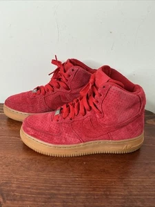 WMNS NIKE AIR FORCE 1 HIGH SUEDE UNIVERSITY RED GRÖSSE 5,5 749266-601 - Bild 1 von 7