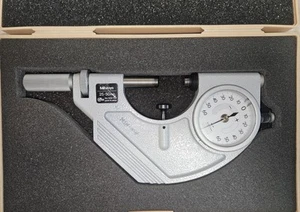 Mitutoyo 523-122 IP54 Dial Snap Meter: 25-50mm Range, 0.001mm - Picture 1 of 3