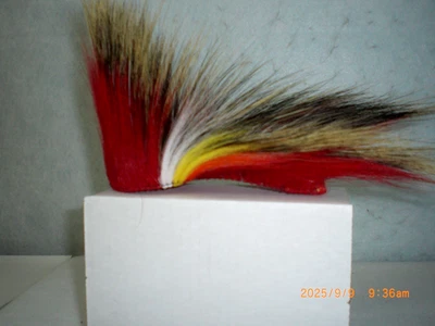 Porcupine Roach,Tiny Tot 或 Old Style 红色带条纹,红色纱线底座 — 第 1/4 张图片