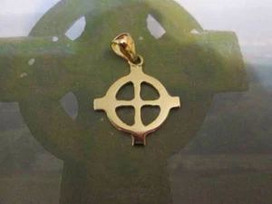 Croce cross Celtica classica da 20 mm. in ORO 18 Kt-produzione artigiana - Foto 1 di 4