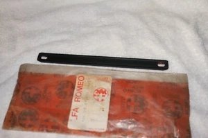 Alfa Romeo 105 SERIES DUETTO SPIDER GRAB HANDLE, NEW OLD STOCK - Imagen 1 de 5