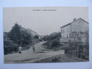 CPA 54 LORRAINE BACCARAT CHEMIN DES BINGOTTES CARTE POSTALE ANCIENNE ANIMEE - Foto 1 di 2