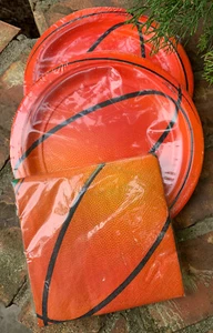 AMSCON SET OF 16 BASKETBALL NAPKINS & 16 CHAMPIONSHIP BASKETBALL 7” PLATES PARTY - Picture 1 of 6