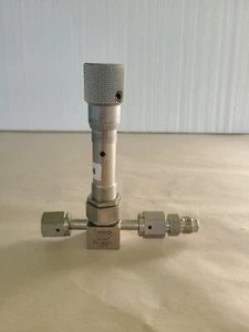 Válvula dosificadora sellada Swagelok SS-4BMG-V51E NUPRO N57936 - Imagen 1 de 9