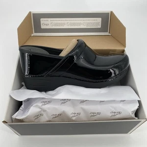 Womens Size 41 Dansko XP 2.0 Black Patent Leather Professional Nursing Clogs - Picture 1 of 6