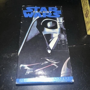 Star Wars Original Trilogy Giftpack (VHS, 1995) Clean Condition - Picture 1 of 7