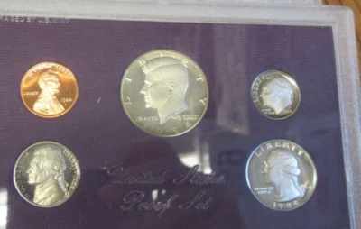 U.S. MINT 1984-S 5 Coin Proof Set, Full Steps 1 & 5 Cents - Image 1 of 2