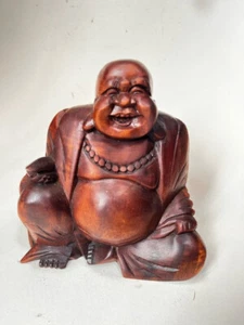 HOLZ GLÜCKLICHE BUDDHA FIGUR Ornament 20 cm CHINESISCH LACHEND SITZEND HANDGESCHNITZT - Bild 1 von 6