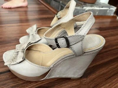 NEW Frye Alexa Bow Wedge Cement (beige)  11 - Image 1 of 4