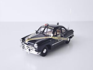 White Rose Collectibles - Michigan State Police - 1949/50 Ford - 1:43 - No Box
