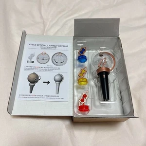 Pluma de Concierto ATEEZ LIGHTINY Ver.1 Oficial Edición Limitada - Imagen 1 de 2