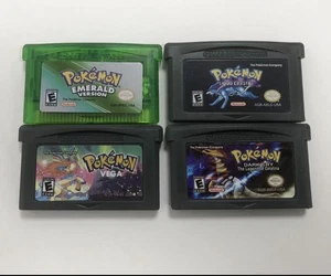 Nintendo Pokémon Esmeralda/Cristal Líquido/VEGA/Dark Cry The Legend of Giratina GBA - Imagen 1 de 1