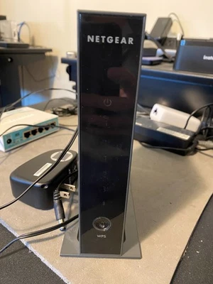 Netgear WNR3500 RangeMax Wireless Router 802.11 B/G/N 2.4 GHz 4 port - Image 1 of 2