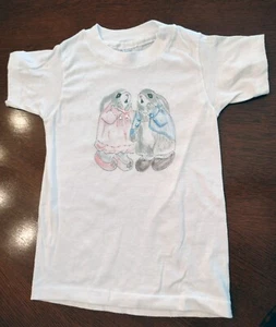VINTAGE GIRLS BUNNY RABBIT COUPLE T-SHIRT SIZE 6-8 PETER COTTONTAIL 1980s EASTER - Picture 1 of 5