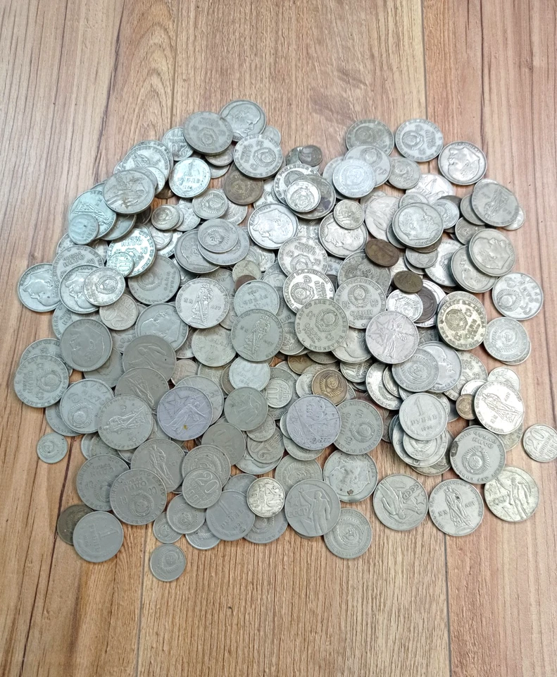 GRAN CONJUNTO MONEDAS DE DINERO DE LA UNIÓN SOVIÉTICA RUSA URSS RUBLOS FICHA RUBLO KOPEYKS 1,9 kg Foto 1 de 4