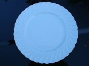 HAVIILAND LIMOGES FRANCE ELEGANCE 10.25" DINNER PLATE CORSE BLANC GOLD EDGE - Picture 1 of 9