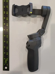 DJI Osmo Mobile 3 Gimbal Handlheld Stabilizer for Smartphones | Pre-owned  - Picture 1 of 9