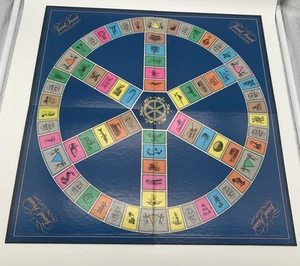 Trivial Pursuit Master Game Board Only From Young Players Edition 1984 - Picture 1 of 12