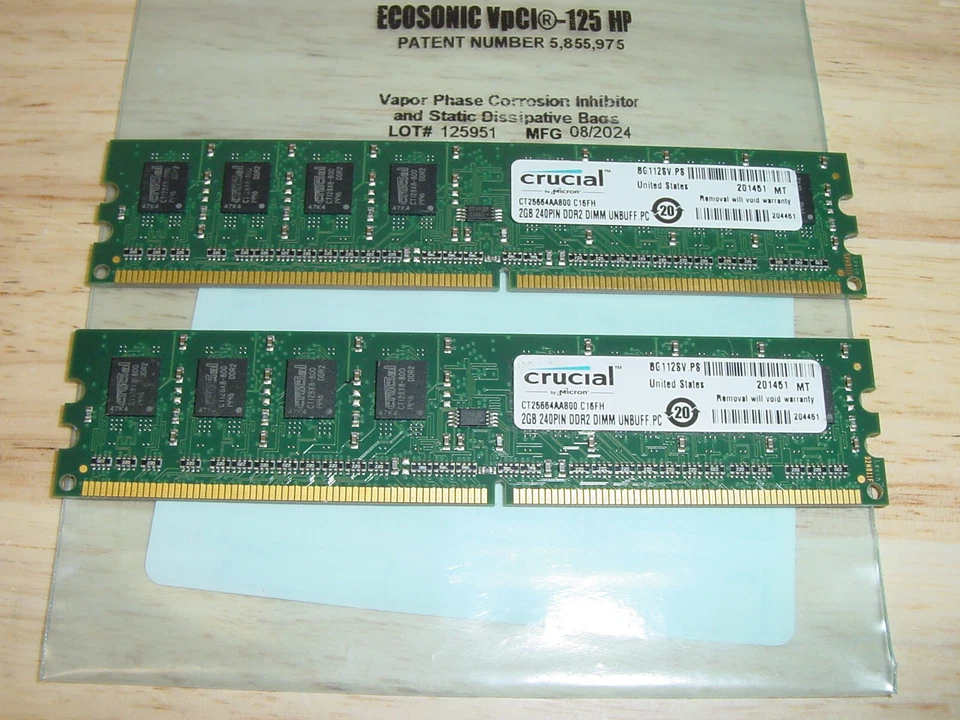 Crucial Technology 2GB DDR2 800  PC2-6400 DDR2 DIMM - CT25664AA800 For Desktop - Image 1 of 1