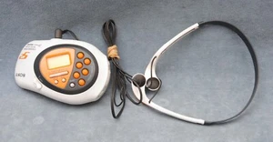 RADIO FM/AM DE COLECCIÓN SONY WALKMAN SRF-M80V TV METEOROLÓGICA CON AURICULARES ORIGINALES - Imagen 1 de 3