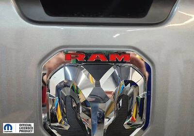 Ram 1500 Bighorn 2019-2025 puerta trasera Ram incrustación emblema calcomanía vinilo pegatina Dodge  Foto 1 de 4