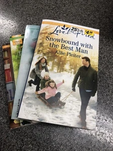 Lot Of 4 Love inspired Paperbacks.  Snowbound with the best man, And three more￼ - Picture 1 of 5