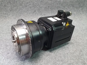 STÖBER SYNCHRONOUS SERVO MOTOR EZ702UMACQ4O082 S1, TYPE PH722F0500EZ702U - Picture 1 of 9