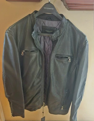 Chaqueta de cuero negra Pronto Uomo Foto 1 de 4