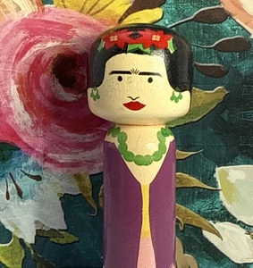 Frida Kahlo Künstler Peg People 3" Figur mit Mini Biografie Buch - Bild 1 von 13