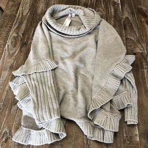 SALE!!! Francesca’s Cowl Turtleneck Gray Sweater S/M NWT MSRP $58 - Picture 1 of 2