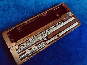 PreOwned MIYAZAWA FLUTE - 202RCE w/STERLING HEAD, E MECH, GOLD TRIM - Ships FREE - Picture 1 of 11