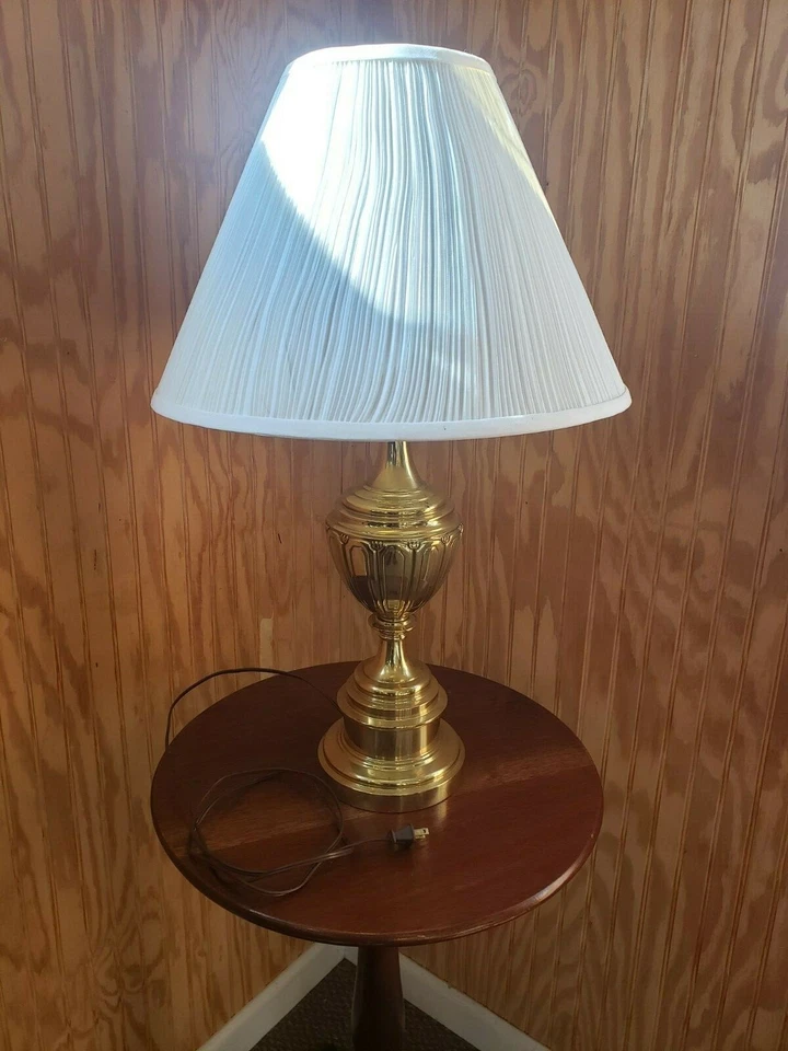 Stiffel Brand Lamp with Weighted Bronze Base and Laquered Finish - Image 1 of 4
