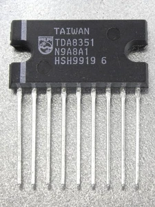 IC de deflexión vertical acoplada a CC Philips TDA8351 - Imagen 1 de 1