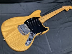 Fender Japan MG77/NT Mustang model natural Electric Guitar Used From Japan - Picture 1 of 11