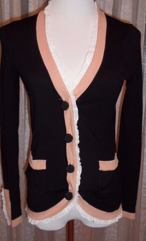 TWELVE BY TWELVE GREAT LOOKING CARDIGAN WITH EXCELLENT DETAILS AND COLOR COMBINA - Image 1 of 4