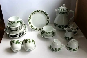 Hutschenreuther Maria Theresia Weinlaub Kaffeeservice 6 Personen 21 Teile - Bild 1 von 10