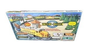 Bachmann HO EZ TRACK TRAIN EMPIRE BUILDER JUMBO COMPLETE SET 97318 - New - Picture 1 of 12