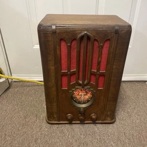 Radio d'epoca 1939 Zenith grande art deco legno pietra tombale AC a valvole tutte le bande - Foto 1 di 10