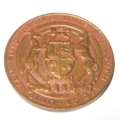 1910 - 1935 George V & Queen Mary Silver Jubilee South Africa Medal - Image 1 of 2
