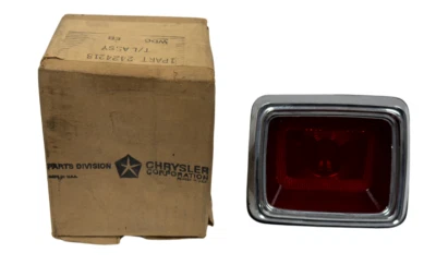 Dodge 330 440 1963 carrocería B conjunto de lámpara trasera 2424218 nuevo de stock Foto 1 de 4