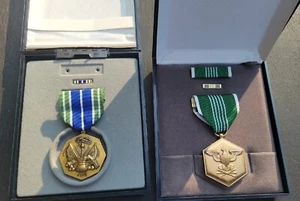 Vntg Army Mitary Medal Set For Military Achievement & Military Merit - E1 - Picture 1 of 5