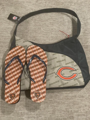 Womens Licensed NFL Chicago Bears Purse Embroidered Shoulder Hand Bag New W/Tags Cover